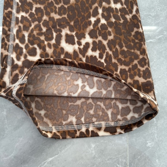 Women’s No Comment Plus Fleece Flare Leggings Foldover Waistband Leopard Size 1X - Picture 6 of 16